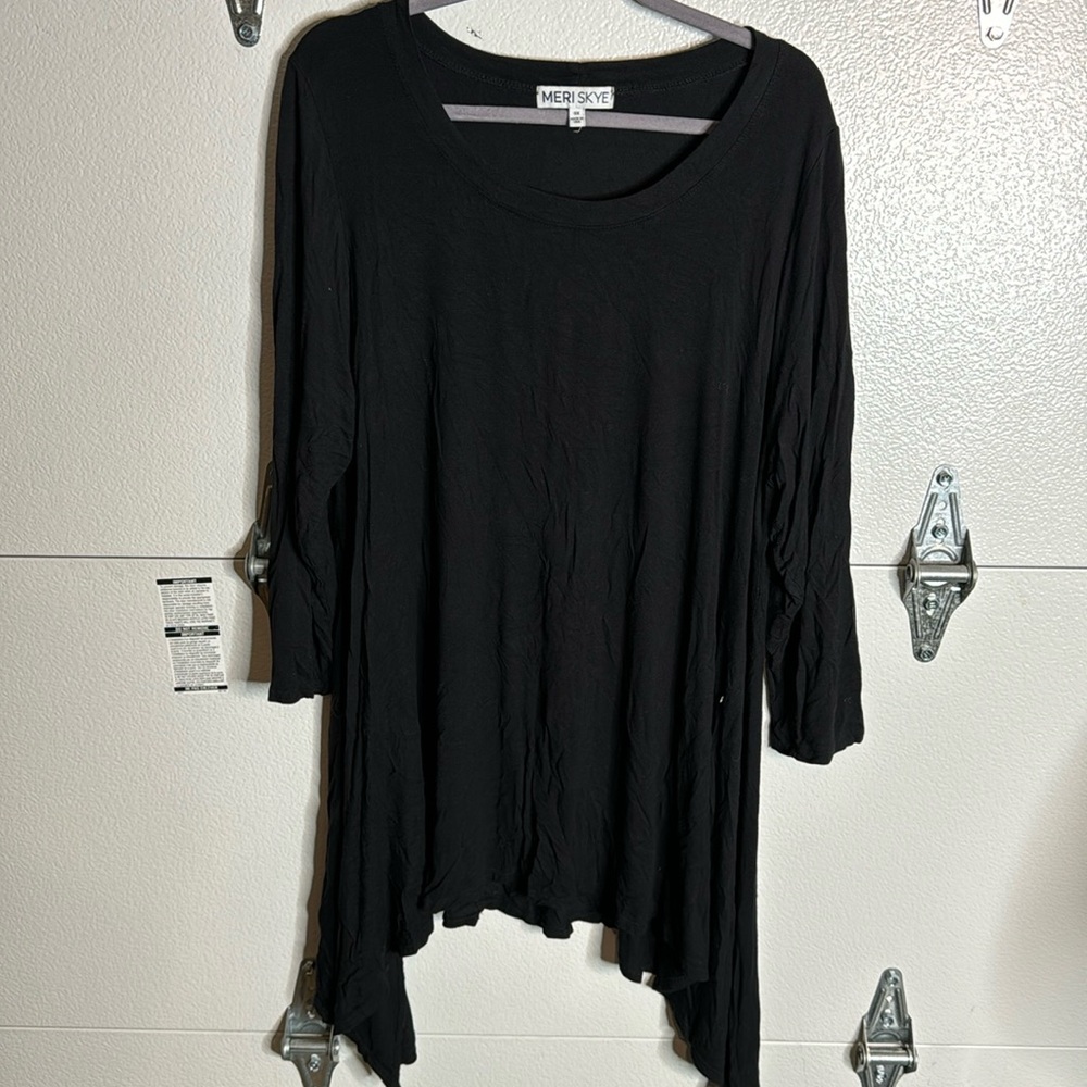 Meri Skye Black Tunic